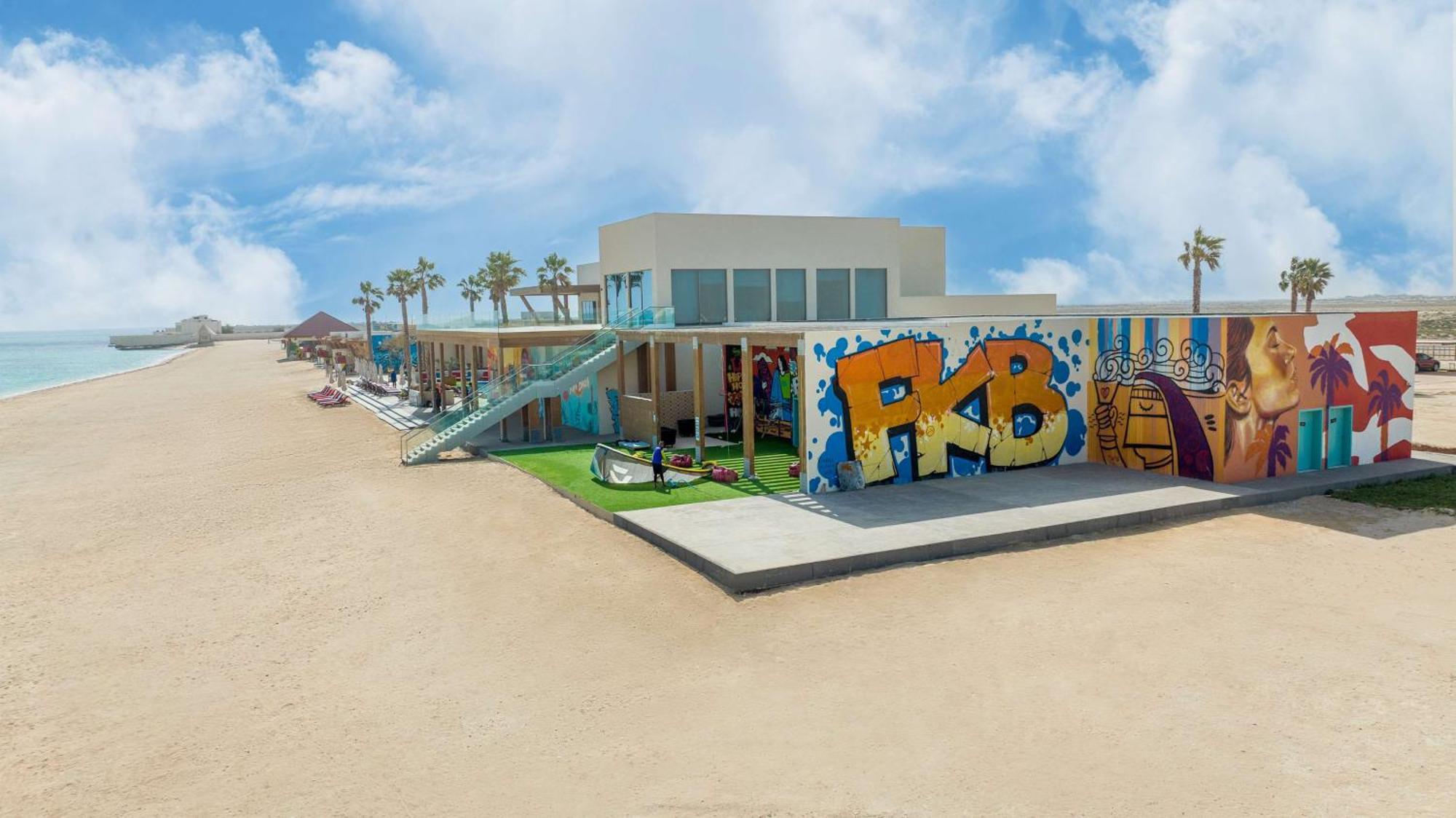 Fuwairit Kite Beach, Tapestry Collection By Hilton Fuwayrit エクステリア 写真